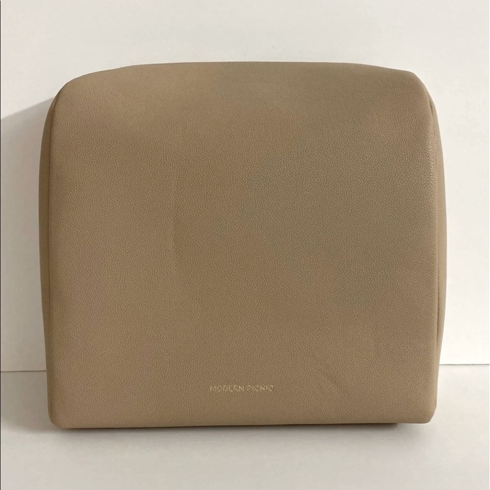 Insulated modern picnic lunch pouch